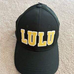 RARE- Lululemon Unisex Structured ball cap collegiate NWT S/M RNFG/GLGD